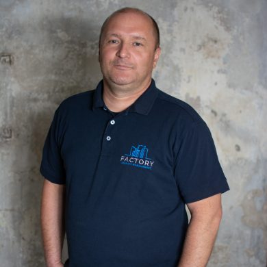 János